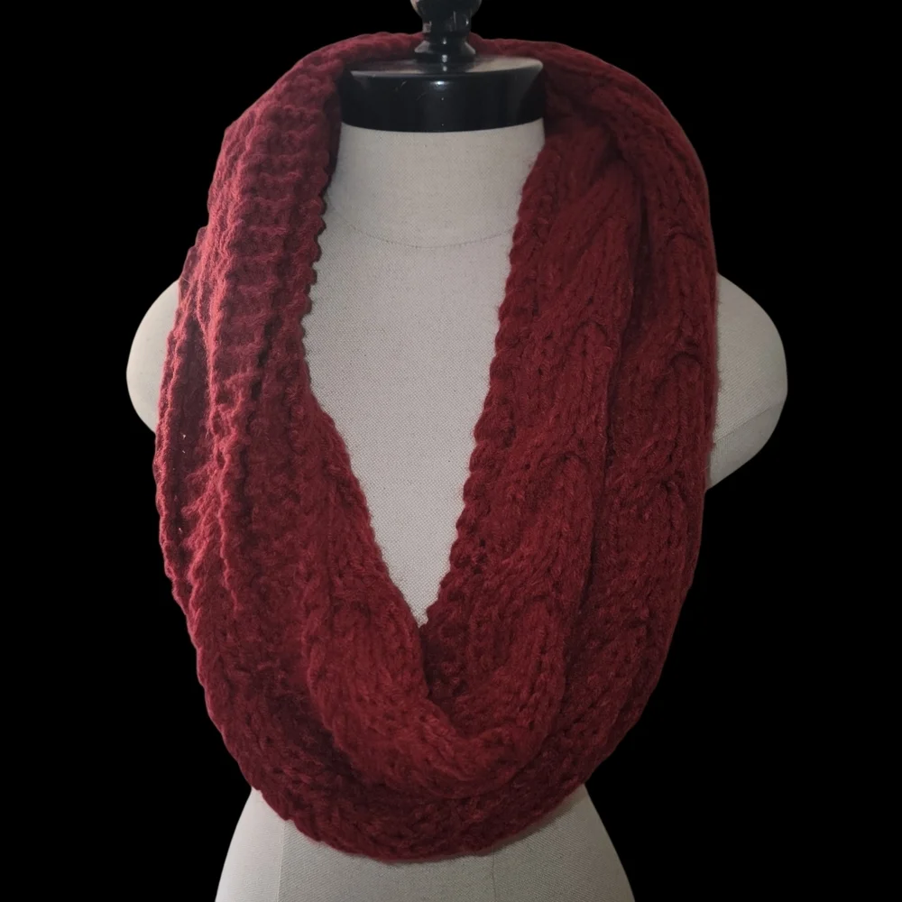 Zazou Red Knit Infinity Scarf
